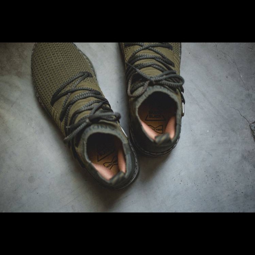 Like new Brandblack sneakers